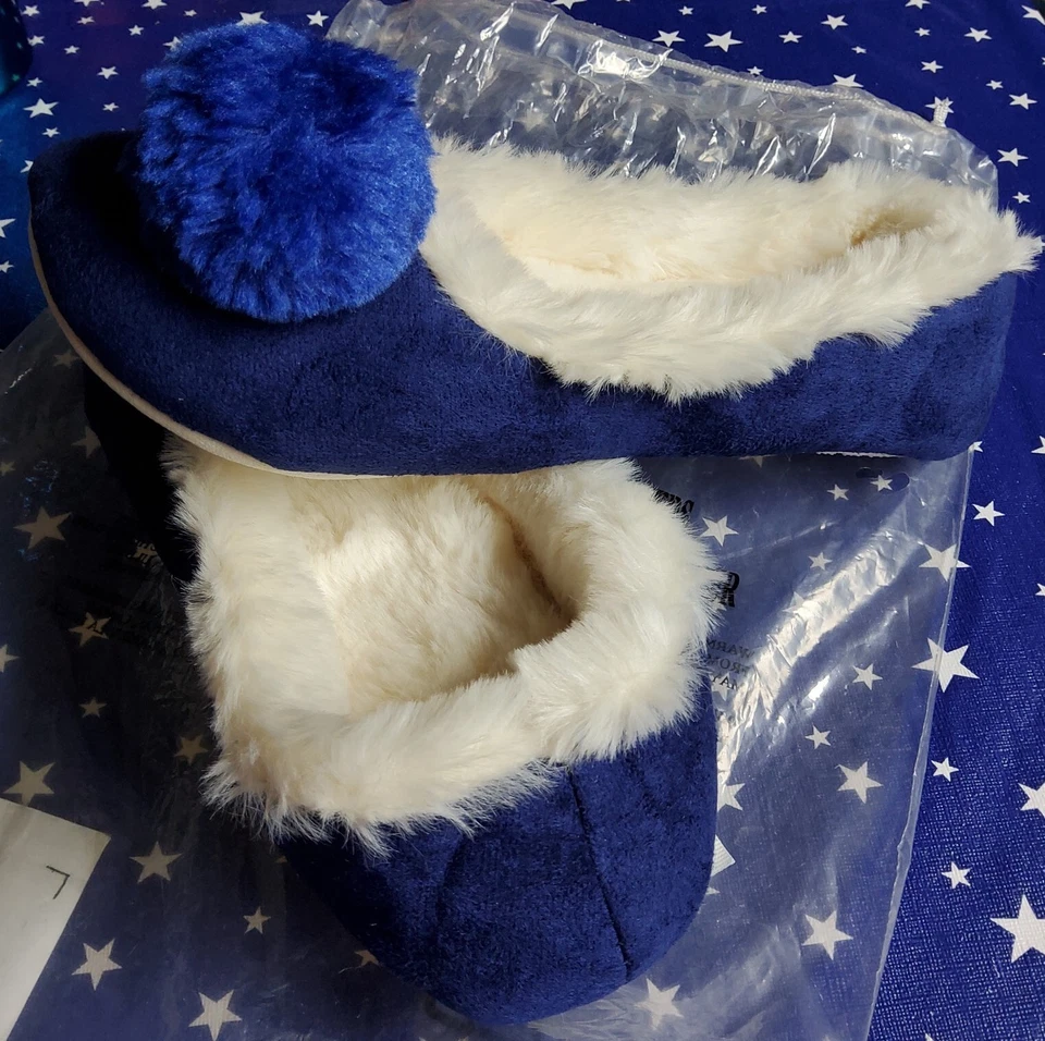 Avon Joyful Beautiful Navy Pom Pom Slippers Size 6. New - Image 3 of 4