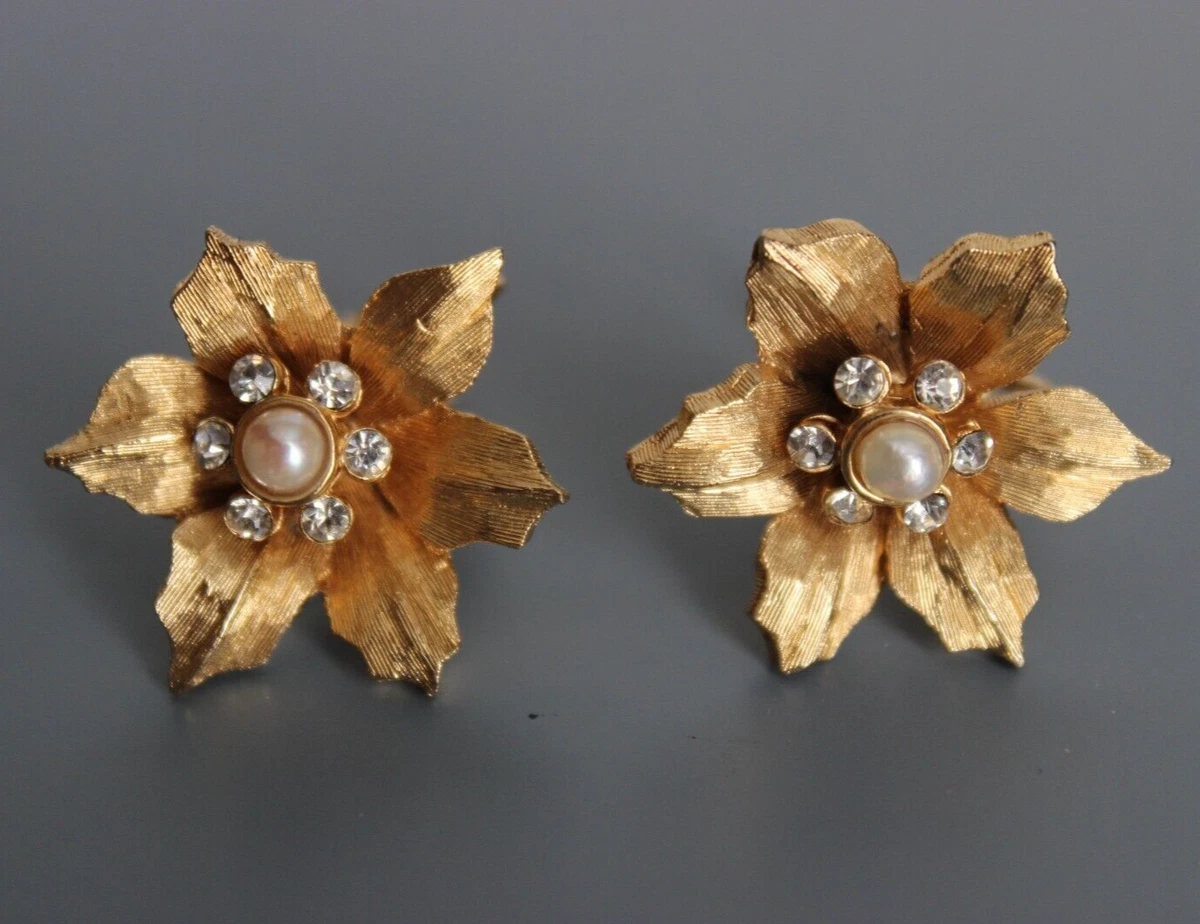 Flower clip hotsell on earrings
