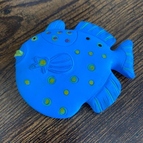 Tropical Fish Refrigerator Magnet Blue Yellow Resin VTG_Lot of 2 Free Shipping - Picture 3 of 8