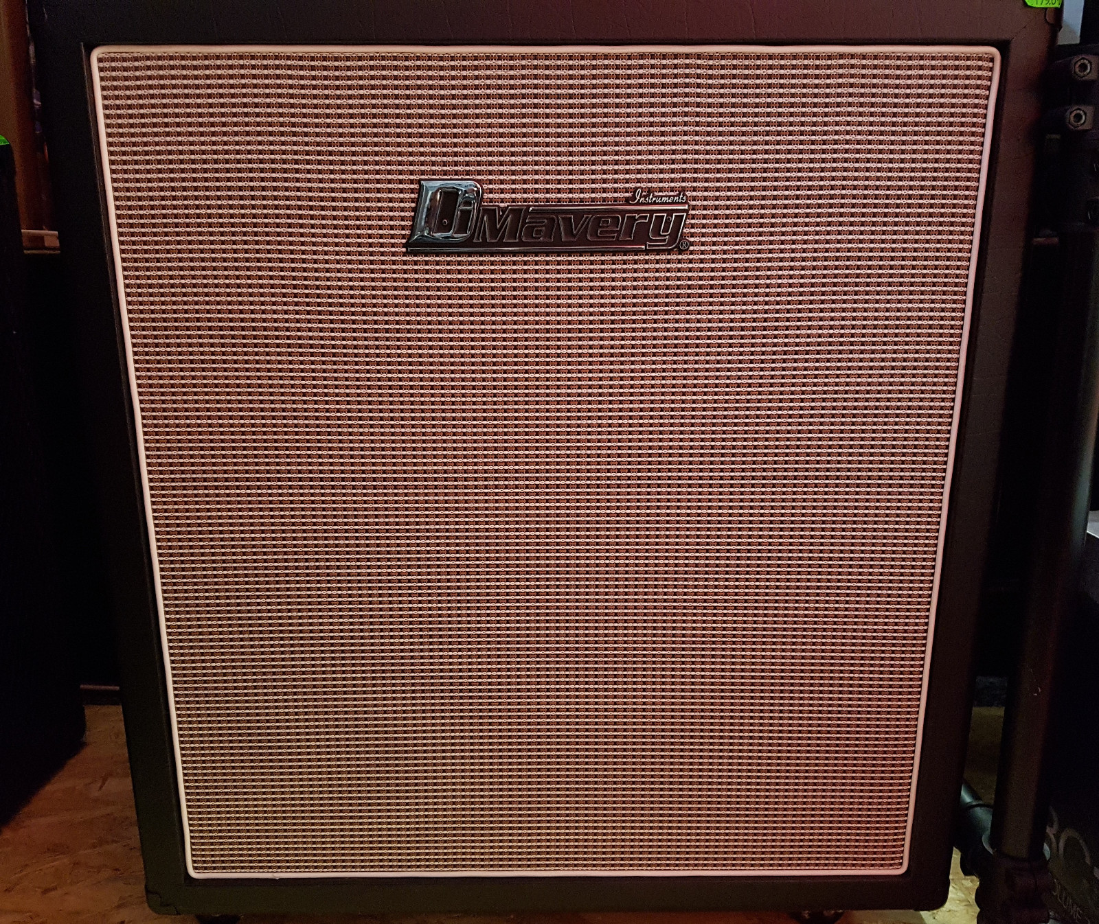 DiMavery BC 110 Bass Cabinet 300 W DiMavery BC 110 Bass Cabinet 300 W