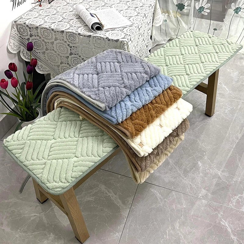 Short 2024 cushioned stool