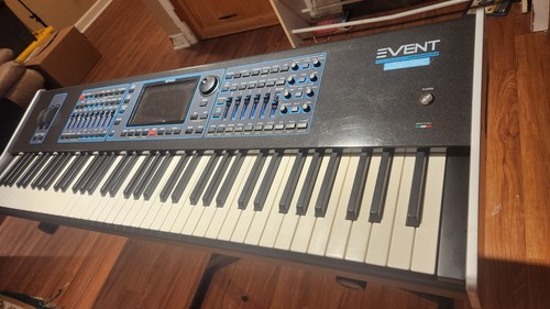 KETRON EVENT (76 Keys Arranger Workstation) Keyboard + BONUS! - Picture 1 of 3