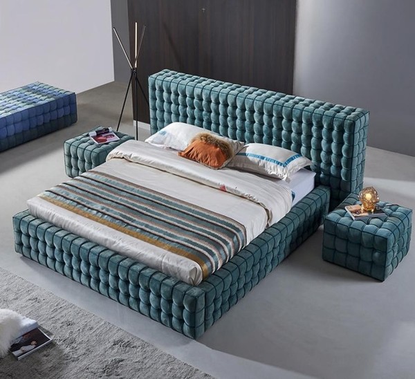 LuxuriöSes TüRkis Schlafzimmer Bett Designer Doppelbett Holzgestell Neu-image