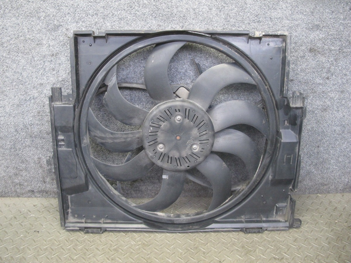 12-16 BMW F30 3 Series N20 2.0l Radiator Fan Motor Engine Cooling