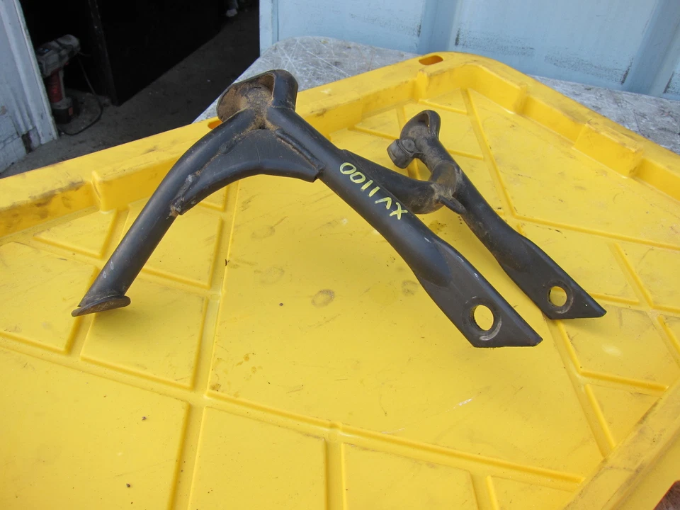 Yamaha Virago 1100 XV1100 1995 OEM soporte principal central Foto 4 de 4