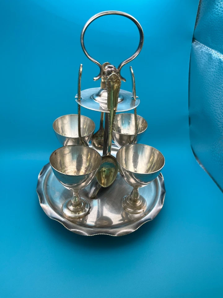 古董 19 世纪后期镀银蛋甜圈套装 Blanckensee & Son 出品 — 第 2/4 张图片