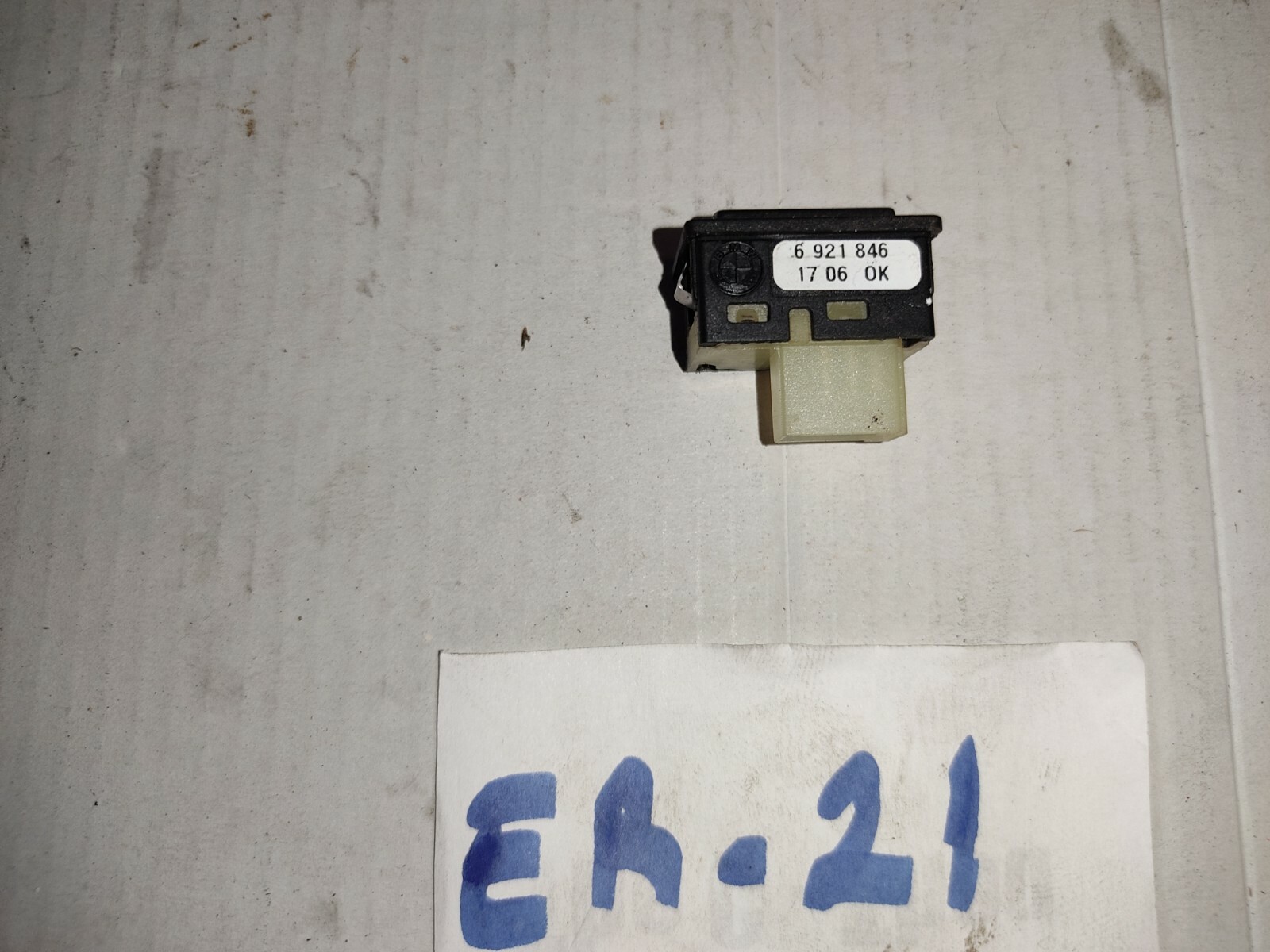 0420 BMW E60 E90 F10 F30 G30 F01 E88 TRUNK UNLOCKING OPEN RELEASE