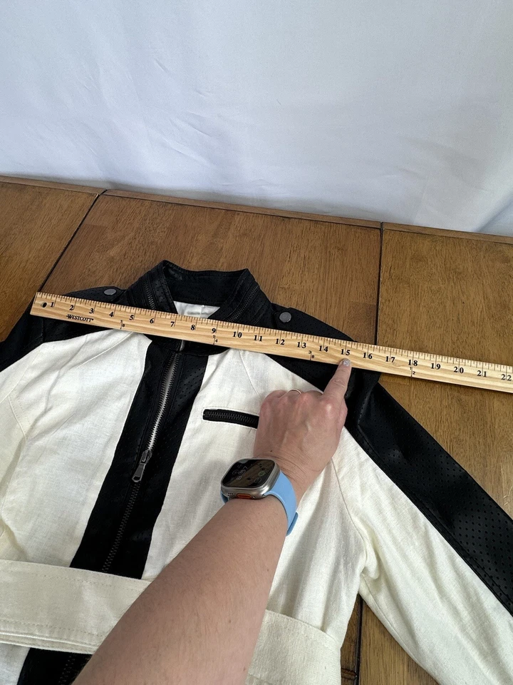 G.I.L.I. Chaqueta Moto Talla 8 Imitación Cuero Negra Y Línea Blanca con Cinturón Extraíble Foto 2 de 4