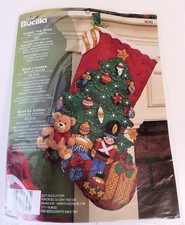 Bucilla UNDER THE TREE Felt Stocking Kit 18" 86303 2011
