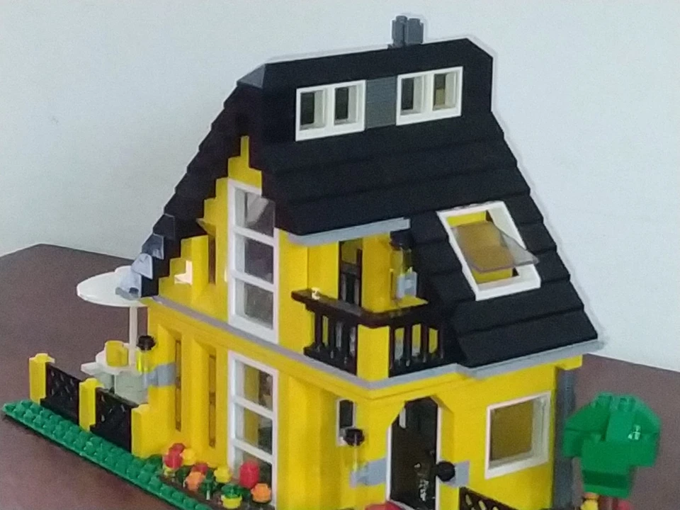 LEGO Creator 4996 Beach House, foto 2 di 5