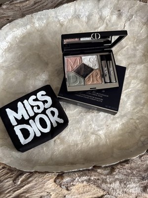 Diorshow 5 Couleurs LIMITED EDITION MISS DIOR GRAFFITI LOGO 931 BOLD BLACK