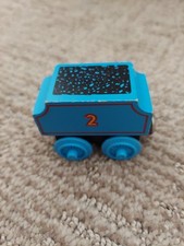 THOMAS WOODEN EDWARDS TENDER SOME PAINT CHIPS FROM PLAY SEE PICTURES