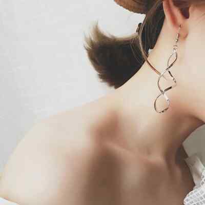 Minimalist Spiral Curved Earrings Design Wave Like Curve Earrings Accessories