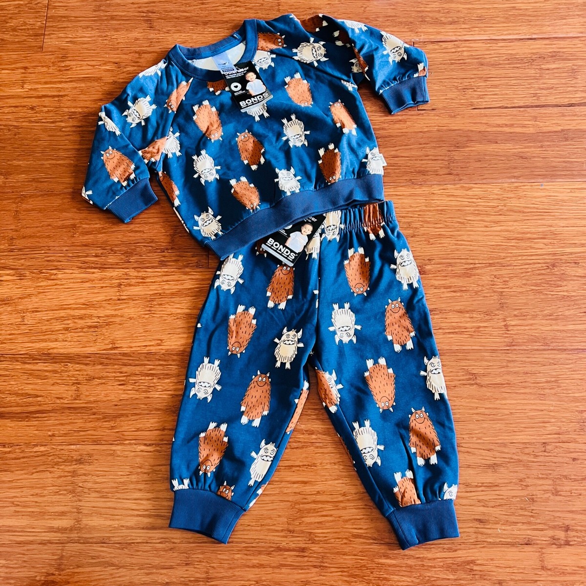 Bonds Size Set Outerwear Navy Blue Brown Yeti Sasquatch