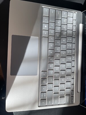 Microsoft Surface Laptop Go 12.4