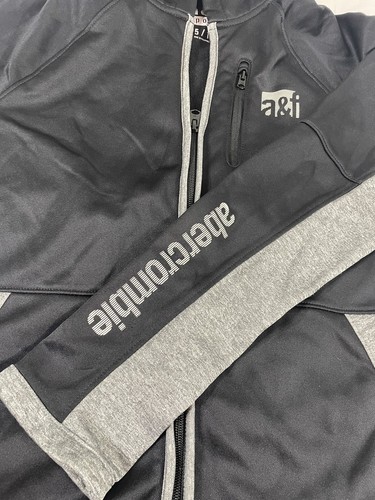 Abercrombie And Fitch Sport Boys Black Polyester Zip Up Hoodie Size 15/16 - Picture 10 of 11