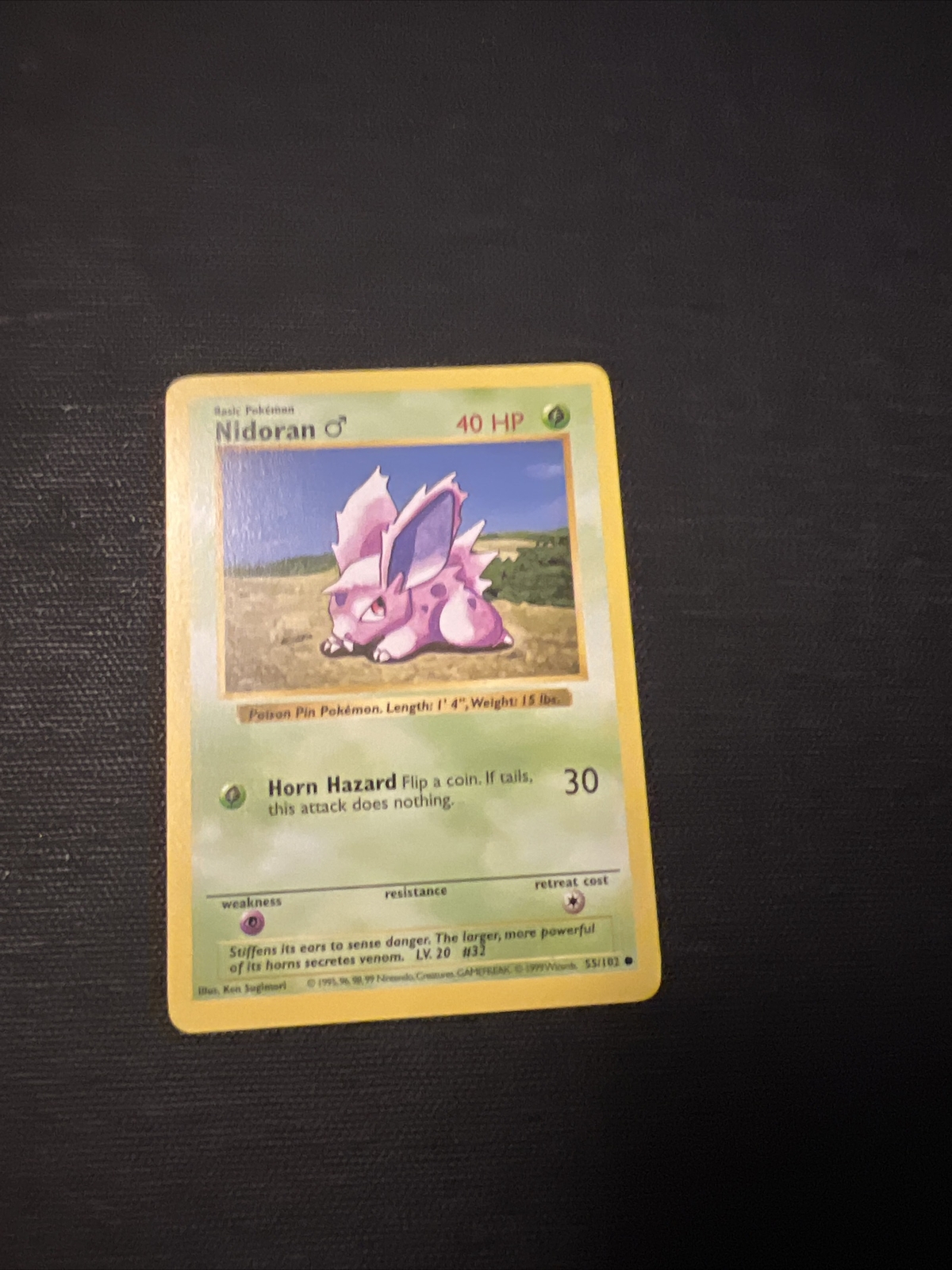 Shadowless Nidoran 55/102 - NM Near Mint - 1999 WotC Base Set Pokemon Card