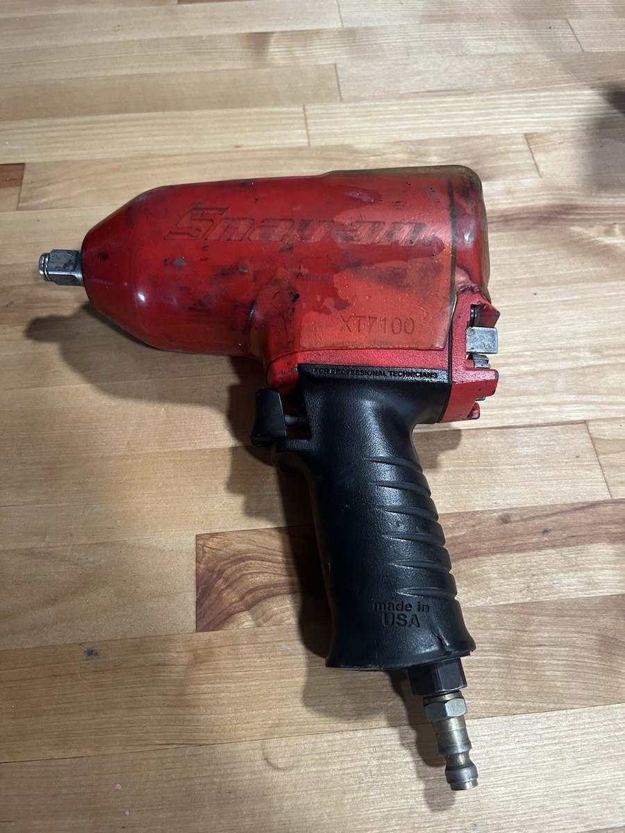Snap-On XT7100 ½” Drive Magnesium Air Impact Wrench 700 ft-lbs