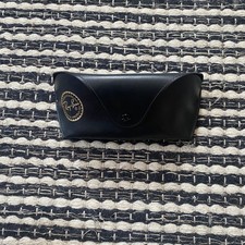 Ray-Ban Black Sunglasses Snap Closed Carry Protection Hard Case