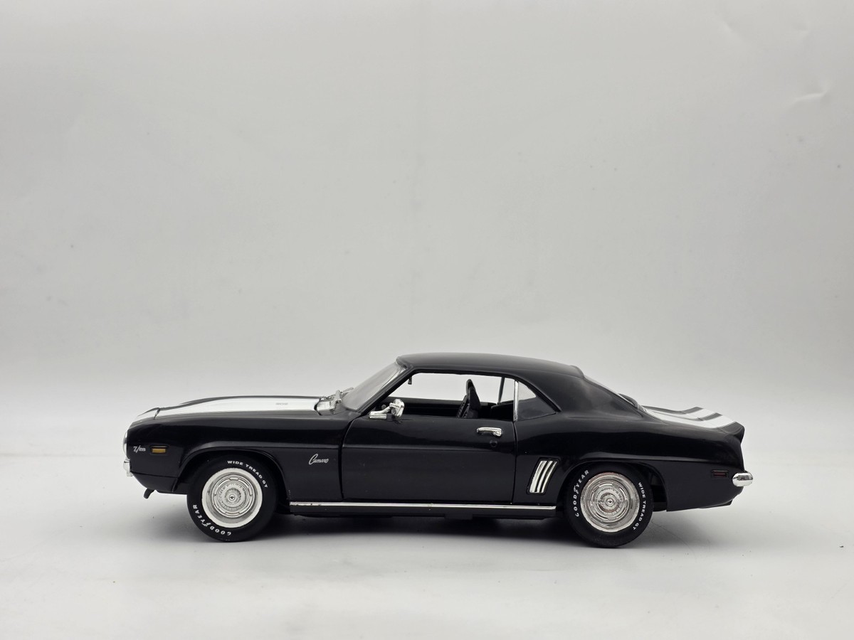1/18 ERTL 1969 Chevrolet CAMARO Z28 Black As Is | eBay