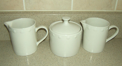 Oneida Katherine Creamer and Sugar Set 4567185 White + Extra Creamer