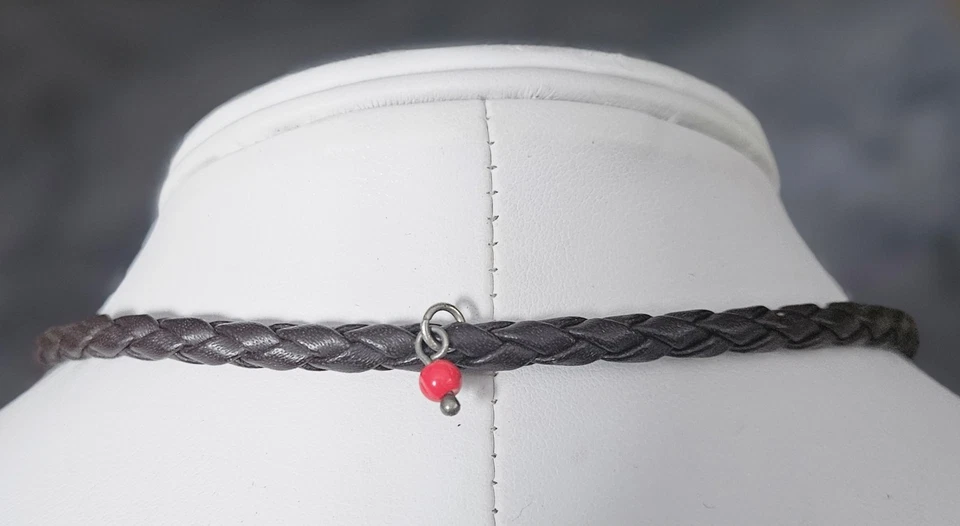 Pirita estilo tribal (?) Collar con cuentas multicapa en cordón de cuero trenzado 22" Foto 4 de 4