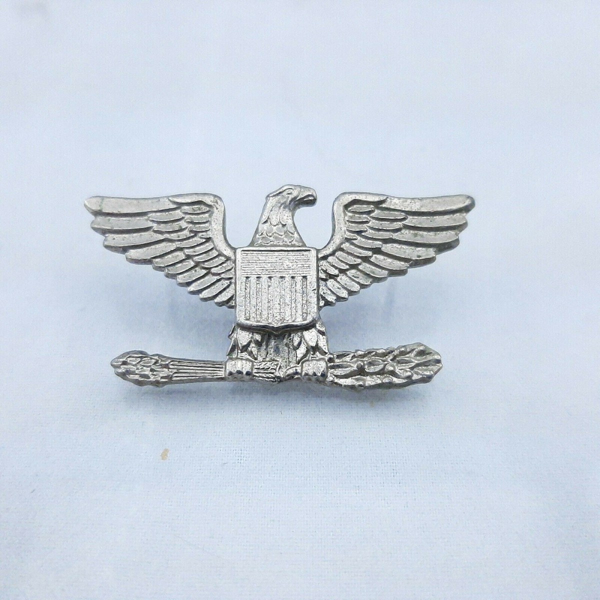 Military Pin Eagle Arrow Silver Tone Service Award US Navy