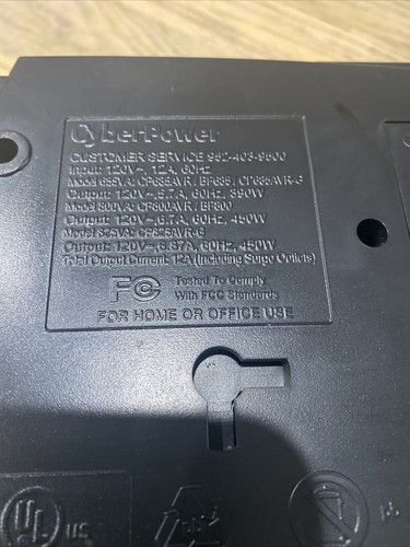 Cyber Power 685 AVR Computer Battery Power Back Up SURGE PROTECTOR (2) Total - 第 7/10 張圖片