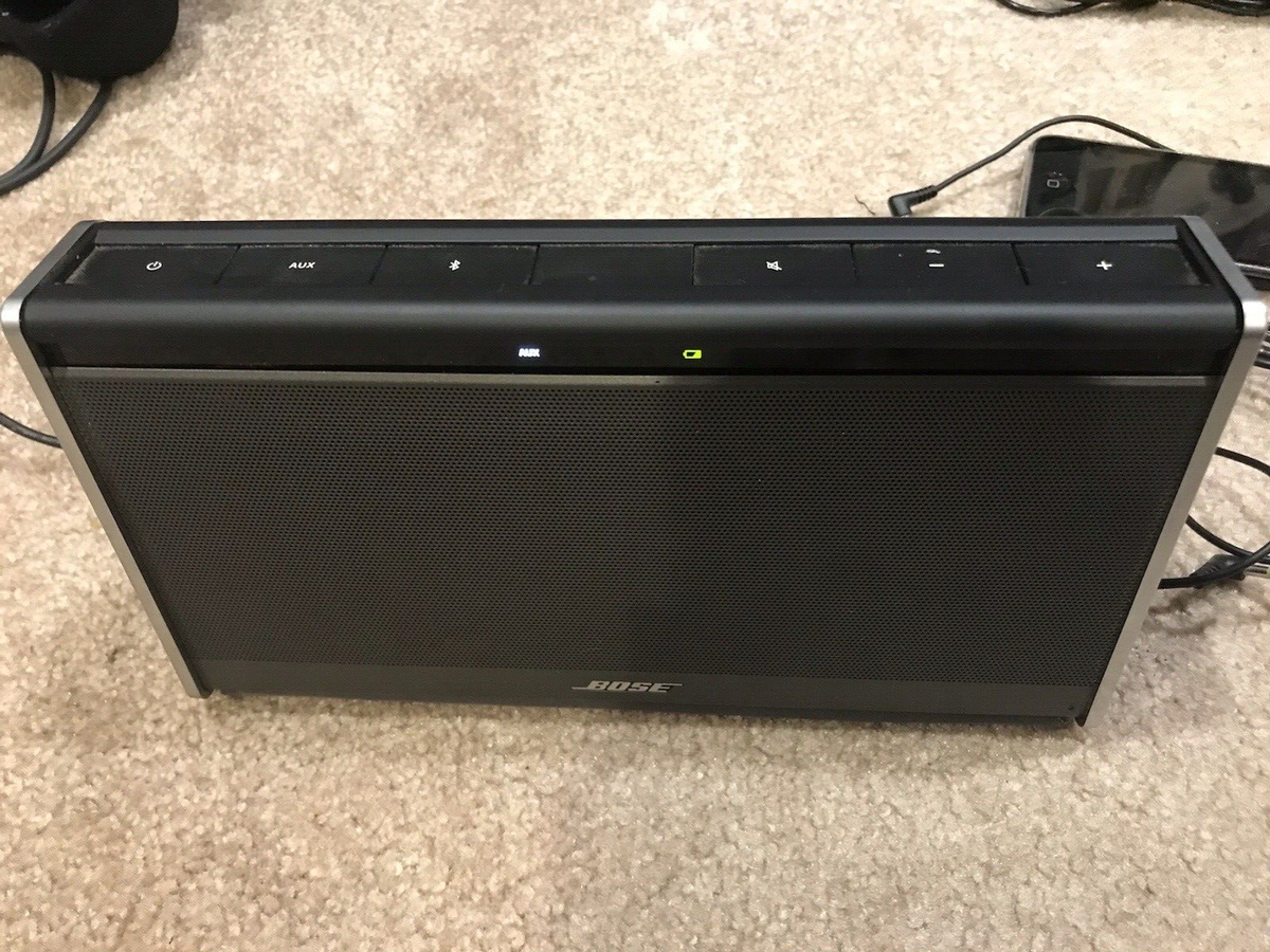 Bose SoundLink Bluetooth 404600 Wireless Mobile Speaker Bose SoundLink Bluetooth 404600 Wireless Mobile Speaker