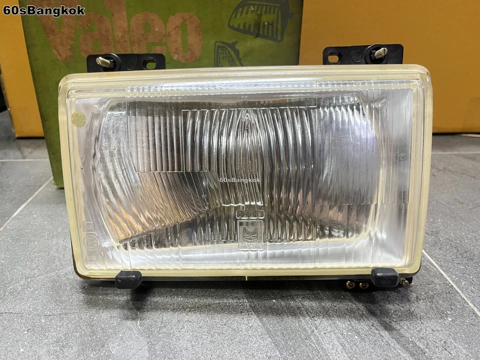 Fit Peugeot 604 Headlight Head lamp Right Marchal 61269603 Made in France NOS - Image 3 of 4