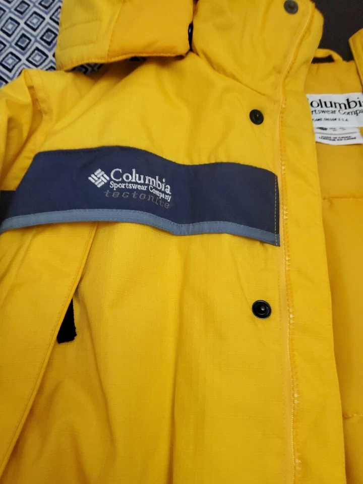 Abrigo Chaqueta Columbia Sportswear Amarillo con Capucha Desmontable Juvenil Talla XL 14/16 Foto 3 de 4