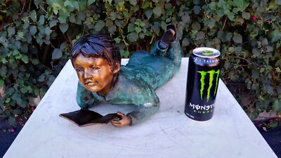 LITTLE GIRL LAYING DOWN WITH BOOK BRONZE SCULPTURE FOR PATIO, OUTDOOR DECORATION
