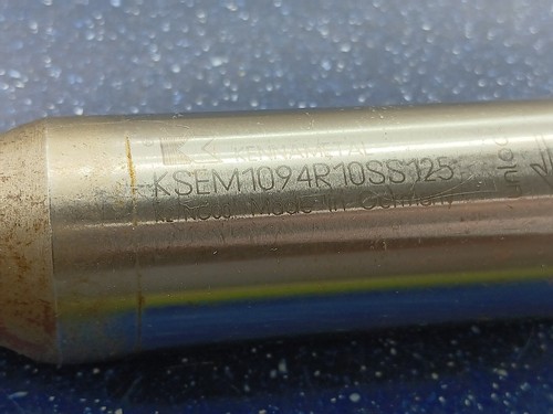 Kennametal KSEM1094R10SS125 1.0937" 1.1023 coolant 10XD drill body indexable tip - Picture 4 of 7