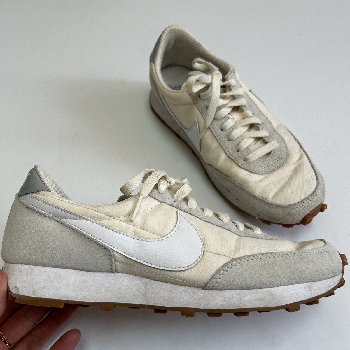 Nike Daybreak Women's Size 9 / 40.5 Running Shoes Summit White