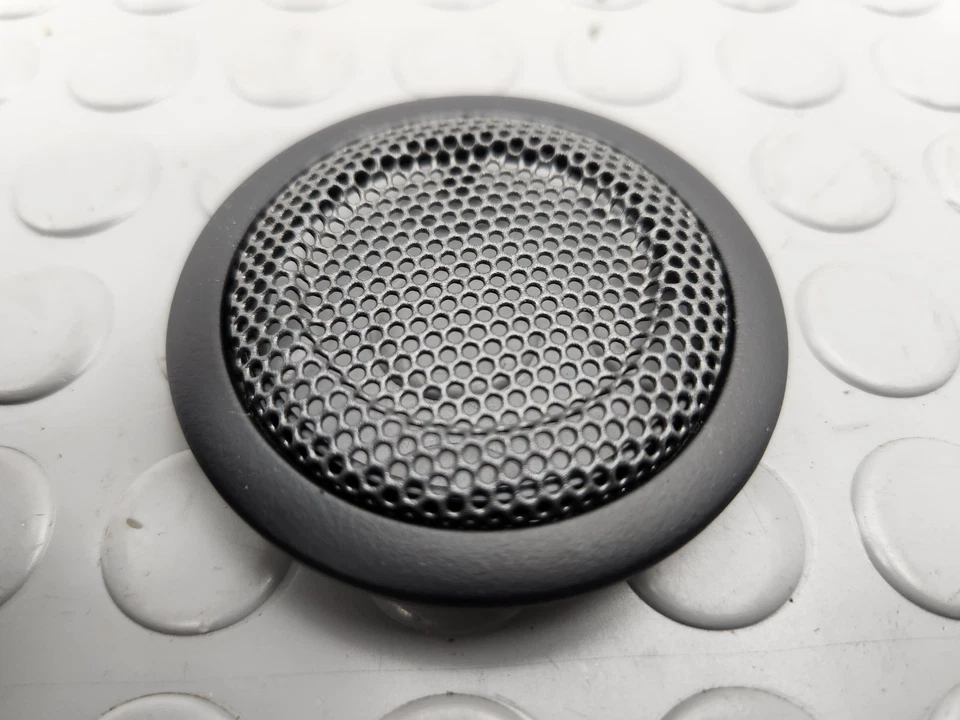 BMW 3 SERIES REAR DOOR HARMAN SPEAKER COVER 7260679 F30 F31 F32 F33 F34 F36 - Image 4 of 4