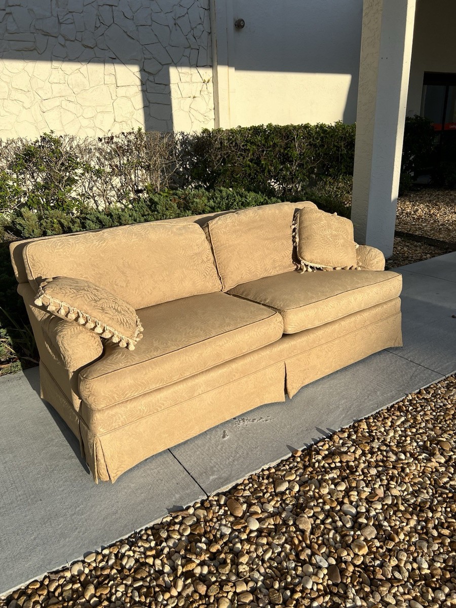 Very Nice Henredon Upholstered sofa With Fren Leaf Pattern | eBay