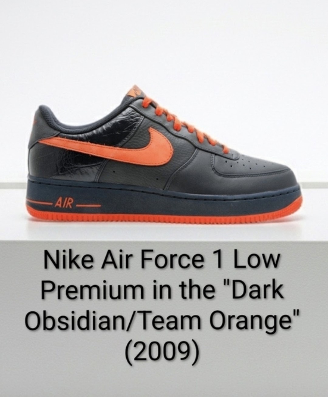 Nike Air Force 1 Low Premium "Obsidiana Oscura/Naranja Equipo" (2009) M10/W11.5 NUEVO