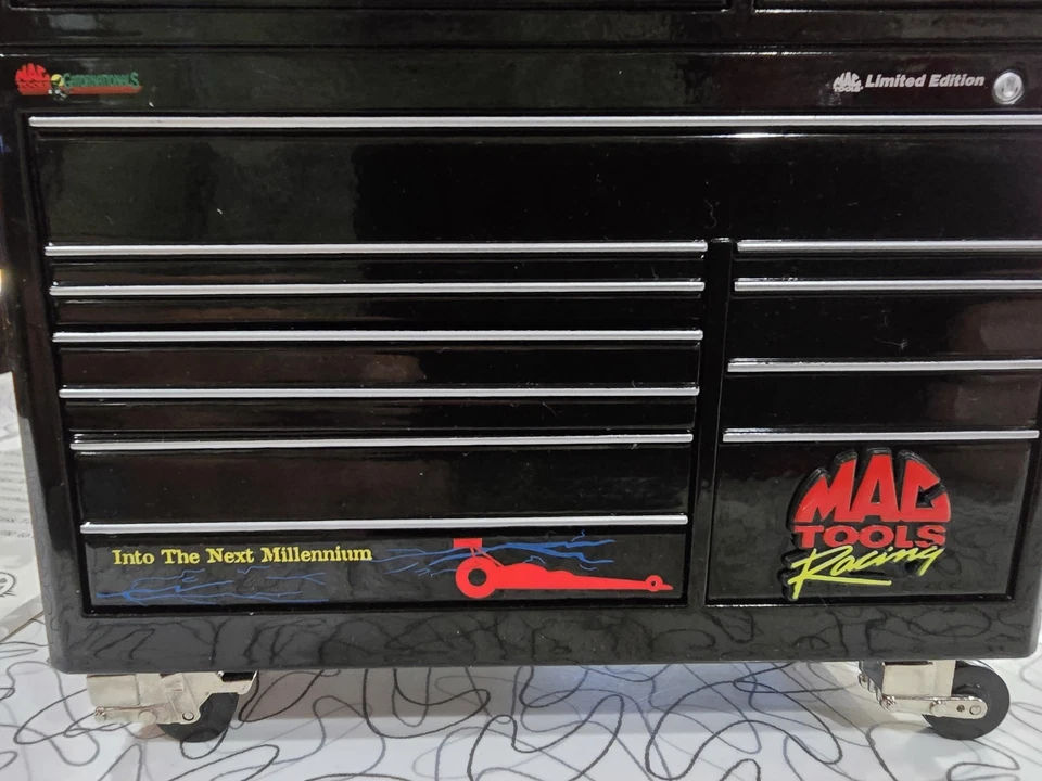 MAC Tools 1:12 Scale Toolbox Diecast Bank Gatornationals 2000 - Image 4 of 4