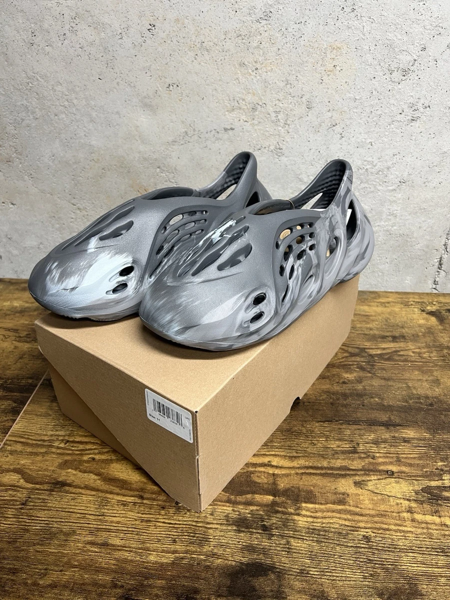 Yeezy Foam RNNR MX Sand Gray for Sale - Authenticity Guaranteed - eBay