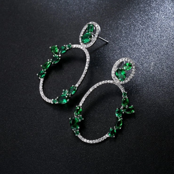 Unique Fire Shine Natural Green Emerald Gems Silver Hook Stud Earrings Lady Gift - Image 4 of 4