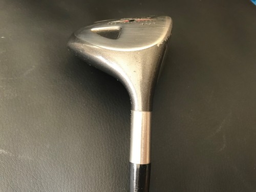 Titleist 975F 13.5* STRONG 3 Wood - Stiff Flex Graphite Shaft - Right Hand - Picture 5 of 7