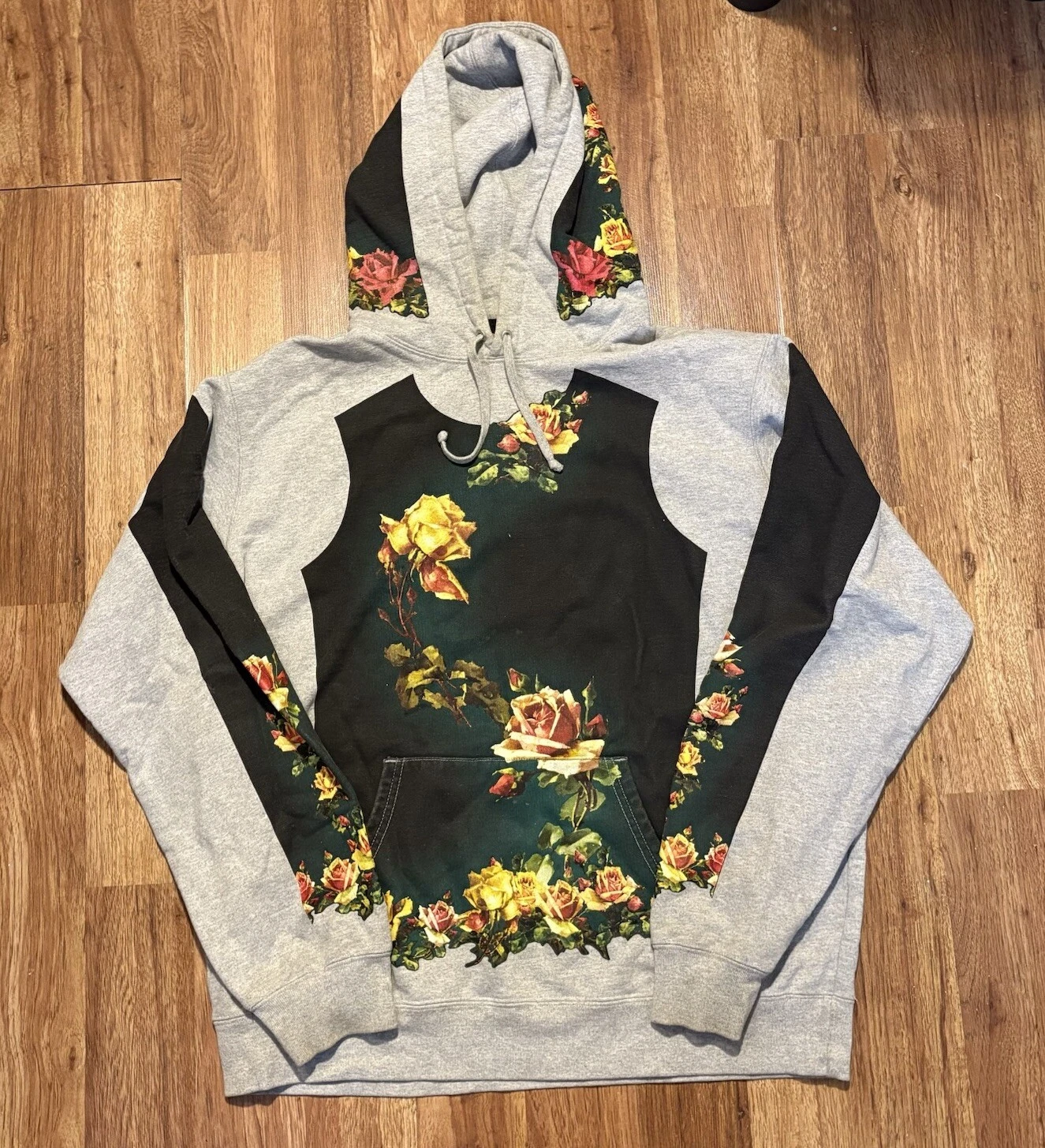 Sweat à capuche gris XL Supreme x Jean Paul Gaultier imprimé floral 