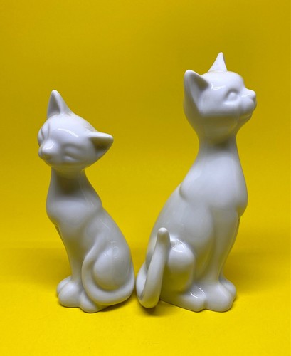 Vintage Set Of Two White Ceramic Kitty Cat Figurines - Picture 8 of 9