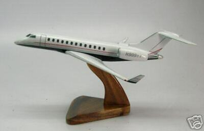 BD-700 Bombardier Global Express Airplane Desktop Wood Model Big New