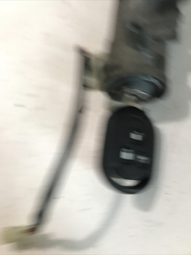 Chevrolet Nubira Ignition Barrel With Key U-100 Genuine 2.0 Vcdi 2008 Estate - Picture 3 of 9