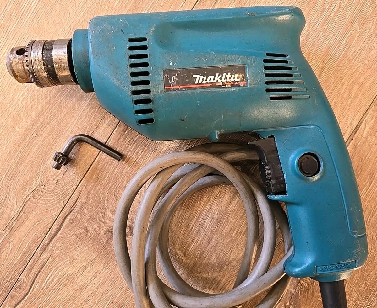Makita Drill 350W 240v 6409 Power Tool 2200/min 10mm Impact Driver