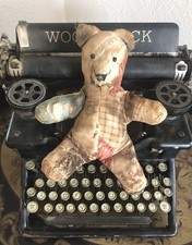 Teddybear / Handmade / Tatty Vintage Quilt Bear