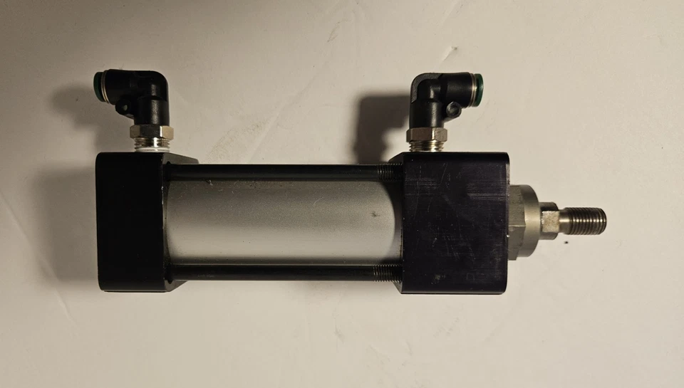 Cilindro Mead HD1-150X2-FB-MP 1,5x2 +2 accesorios giratorios Parker 1/4 usados XLNT Foto 3 de 4