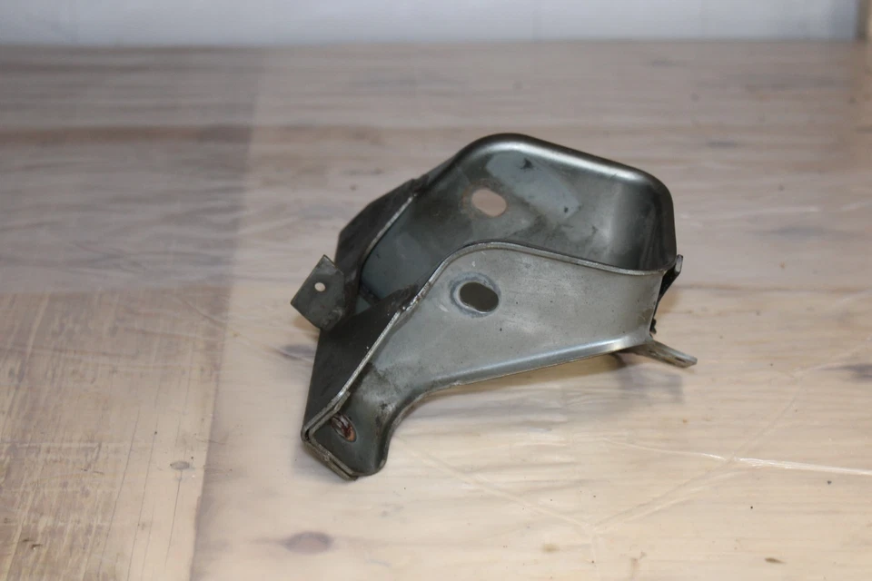 Soporte de montaje del motor delantero Mazda 626 1993-2002 2,0 L Foto 4 de 4