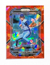 Bruce Sutter ~ 2023 Panini Prizm ~ Red Cracked Ice Prizm #284